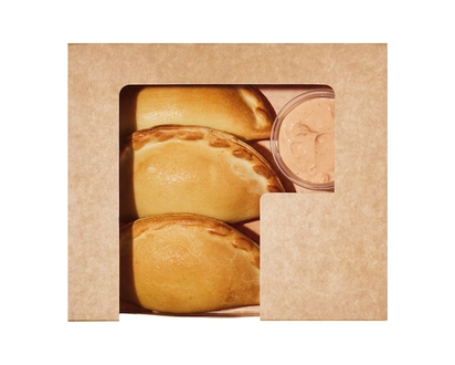 Chicken Empanadas & Chipotle Sauce - 240.0 G