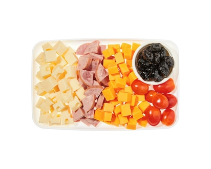 Meat and Cheese Snack Tray, Requires 24 Hour Notice - 415.0 G