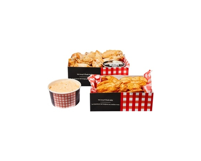 14 Chicken Wings with Wedges and Mac & Cheese (Available After 11am) - 895.0 G