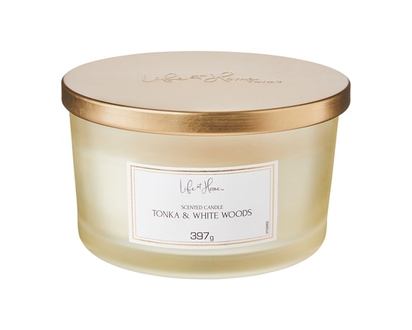 Life at Home Scented Candle Tonka & White Woods - 1.0 EA