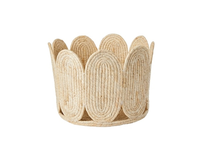 Medium Scalloped Basket - 1.0 EA