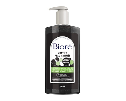 Biore Nettoyant en profondeur au charbon pour les pores - 200 ML