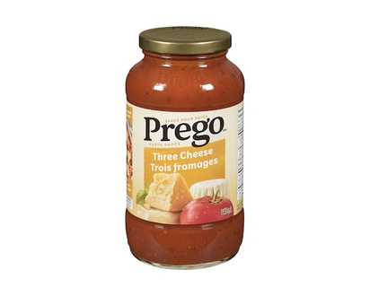 Prego Pasta Sauce Three Cheese - 645.0 ML