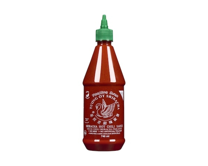 Floating Swan Sriracha Hot Chili Sauce - 740.0 ML