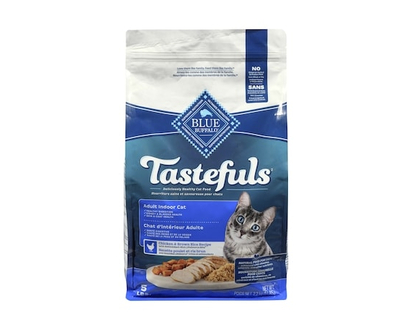 Blue Buffalo Tastefuls Adult Cat Indoor Formula Chicken & Brown Rice Dry Cat Food - 2.2 KG