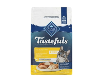 Blue Buffalo Tastefuls Natural Food For Cats Chicken & Turkey Recipe - 2.26 KG