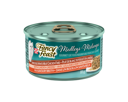 Fancy Feast Wet Cat Food - Shredded White Meat Chicken Fare - 85g