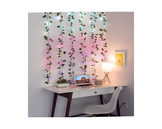 Rideau lumineux Merkury Innovations (1,07 m de largeur x 1,52 m de hauteur) – Motif vigne, dégradé de rose, fonctionne sur piles (lot de 1) - 3,5 Pi.