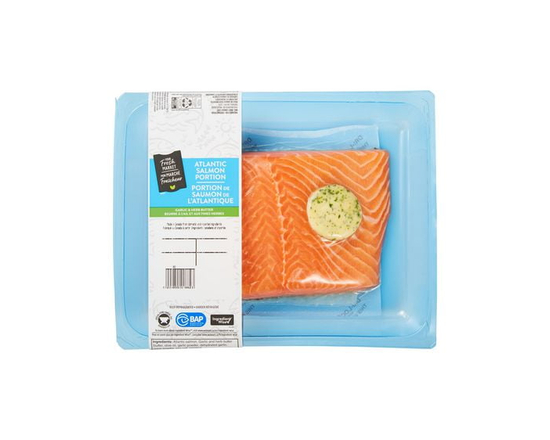 Portion de saumon de l’Atlantique de beurre à l’ail et aux fines herbes Mon marché fraîcheur