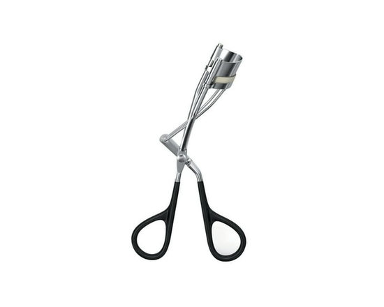 COVERGIRL Makeup Masters Eyelash Curler, Gentle, Easy Way to Curl Lashes, Create Eye-Opening Effects, 100% Cruelty-Free - 1 Count (Pack of 1)