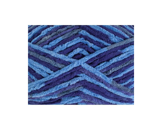 Bernat® Blanket™ #6 Super Bulky Polyester Yarn, Blue Fog Twist 10.5oz/300g, 220 Yards (North Sea)