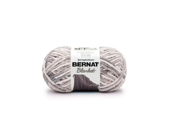 Bernat® Blanket™ #6 Super Bulky Polyester Yarn, Blue Fog Twist 10.5oz/300g, 220 Yards (Weathered Wood)