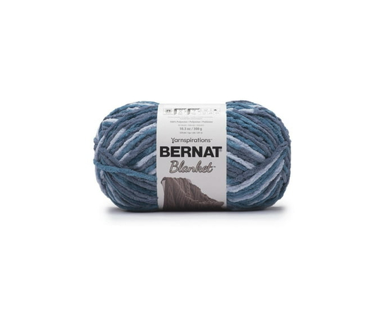 Bernat® Blanket™ #6 Super Bulky Polyester Yarn, Blue Fog Twist 10.5oz/300g, 220 Yards (Cozy Blue)