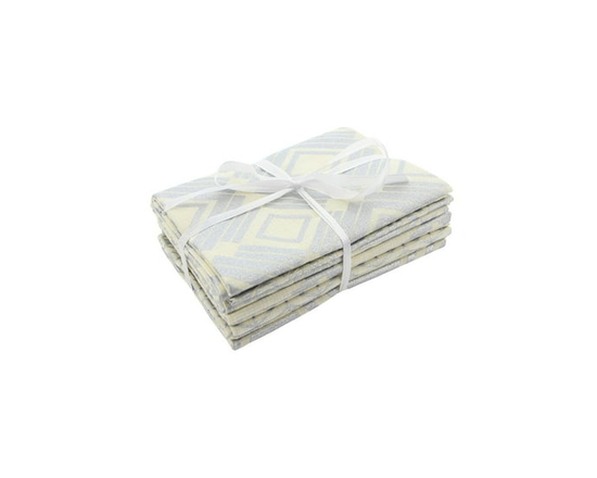 FABRIC CREATIONS Metallic Fabric Bundle - 46 cm (18 in) × 53 cm (21 in) / 45 cm (17.7 in) × 53 cm (20.9 in), 5x18x21 - 18" x 21"