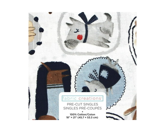 FABRIC CREATIONS White with Dogs in Frames Cotton Fat Quarter 45 × 53 cm (18 × 21 in), 18x21 - 18" x 21"