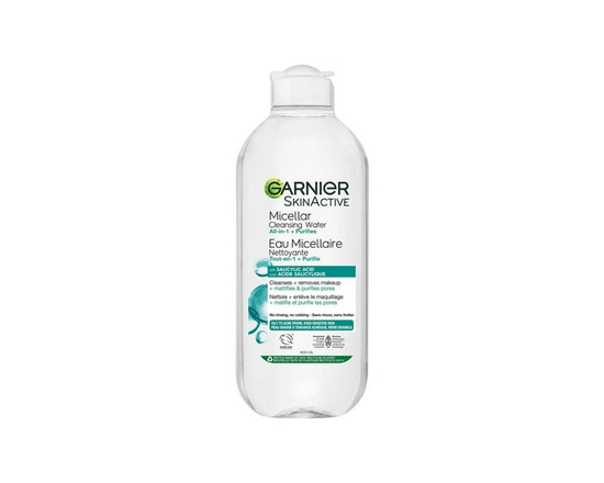 Eau micellaire Garnier à l'acide salicylique pour les peaux grasses à acnéiques sensibles - 400ml