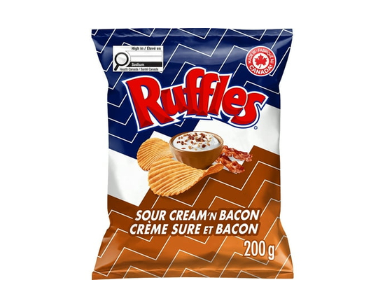 Ruffles Sour Cream & Bacon flavoured Potato Chips - 200 g