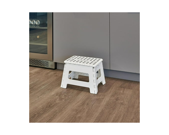 Mainstays Plastic Foldable Step Stool (BRIGHT WHITE)