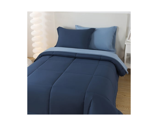 **Mainstays – Ensemble de literie tout-en-un réversible avec couette et draps, 7 pièces, grand lit (Queen), rayures grises** (Bleu marine)