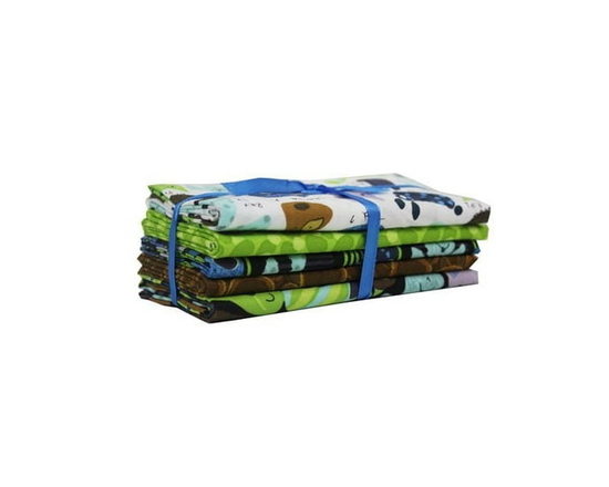 FABRIC CREATIONS Dog & Cat Cotton Fat Quarter Bundle, 5x18x21 - 18" x 21