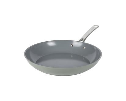 SUR LA TABLE FRYPAN